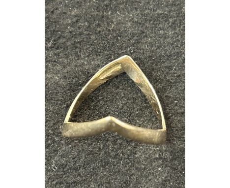 9ct Gold ring Size  N 