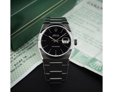 A RARE GENTLEMAN'S STAINLESS STEEL ROLEX OYSTERQUARTZ DATEJUST BRACELET WATCH DATED 1980, REF. 17000 WITH ROLEX BOX, ORIGINAL