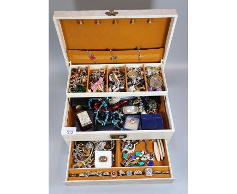 Jewellery box comprising vintage and other jewellery: watches, ring, necklaces, pendants, mother of pearl owls, cufflinks etc