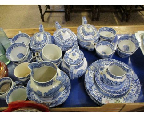 QUANTITY OF SPODE ITALIAN TEA WARES, CUPS, SAUCERS, TEA POTS ETC