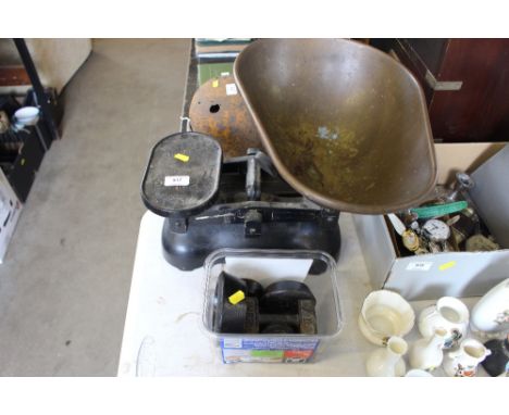 A set of W&T Avery scales and weights  