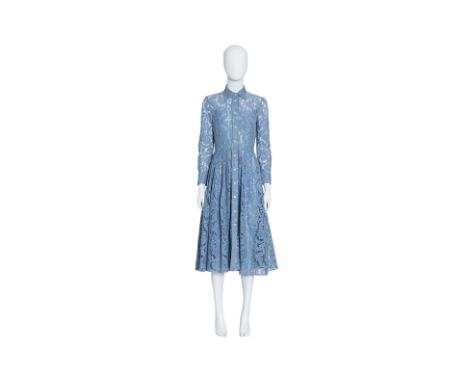 A PRADA BLUE LACE MIDI DRESS
Shirt collar with button-front closure, long sleeves with buttoned cuffs, with tonal inner linin