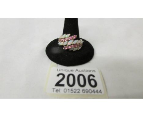 A good stone set ring marked 375, size S, 4.6 grams.