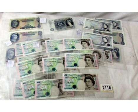 24 UK £5 notes including L K O'Brien, J S Fforde, D H F Sumurat, G M Gill, C B F Kentfield, Merlyn Lowther etc.,