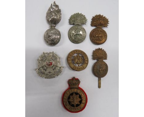 Small Selection of Various Badgesconsisting brass Worcestershire helmet plate centre ... Brass Vic crown Worcestershire gleng
