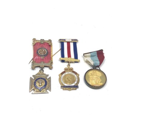 3 hallmarked silver raob &amp; masonic jewels