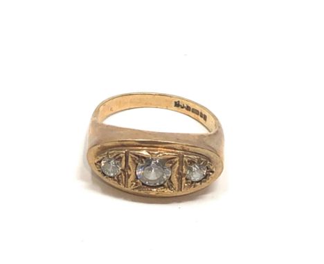 9ct gold stone set dress ring (2.9g)