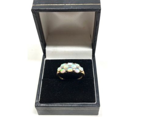 9ct gold diamond &amp; opal ring weight 2.6g