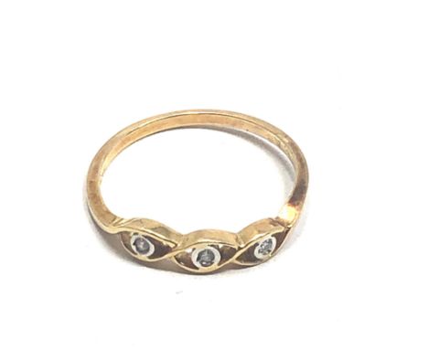 18ct gold diamond ring (1.4g)