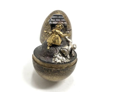 Stuart Devlin Silver Egg No 106 full silver hallmarks