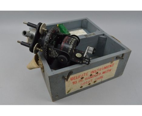 A WWII ERA ? MILITARY ISSUE ASTRO COMPASS MKII, boxed and in excellent condition throughout, appears to be complete in wooden