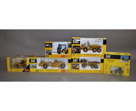 6 CAT construction related diecast models mainly 1:50 scale (6).