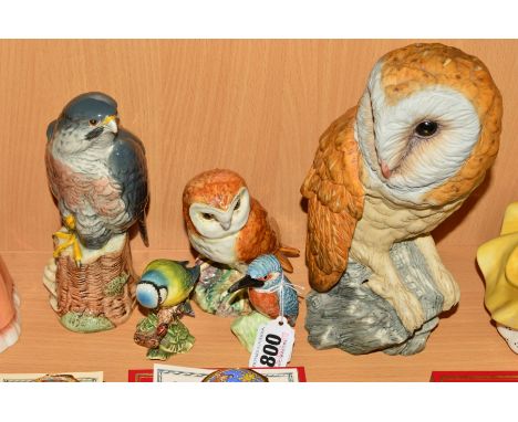 FIVE BIRD ORNAMENTS, to include Beswick 'Kingfisher' No 3275, 'Blue Tit' No 992B and 'Owl' No 2026, a Royal Doulton Whisky fl