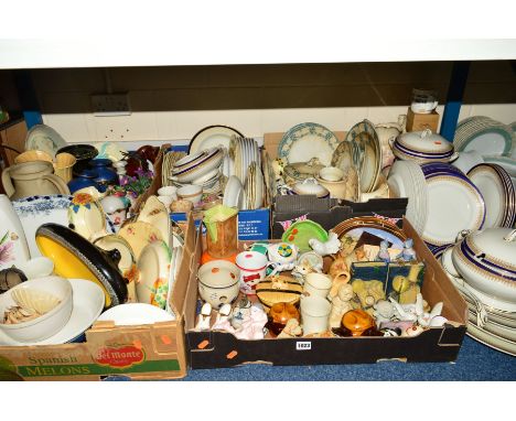 FIVE BOXES AND LOOSE CERAMICS etc, to include Wedgwood 8901 part dinner service (1840-1910) cobalt blue and gilt banding, Wed