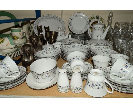 AN R.C. OF SRI LANKA 'FIESTA' PATTERN PART DINNER SERVICE, to include tureens, cups, saucers, side plates, dinner plates, tea