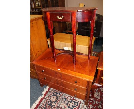 A MODERN THREE DRAWER LOW CHEST AND A CONSOLE TABLE (2)