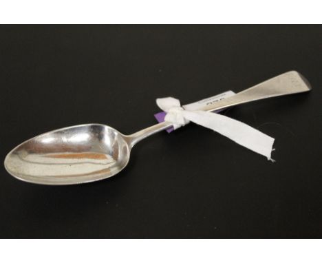 A HALLMARKED SILVER OLD ENGLISH PATTERN TABLE SPOON, LONDON 1781, APPROX WEIGHT 67.1 G