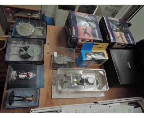 A collection of mixed diecasts including five Corgi World War II Fighter Planes, a later Fighter plane and Star Teck, Doctor 