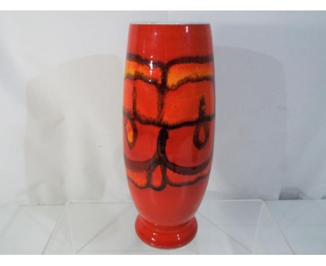 Poole Pottery - a Poole Pottery vase decorated in the Delphis pattern ca 1960's -1970's approx 22.5cm (h). Estimate £40 - £60