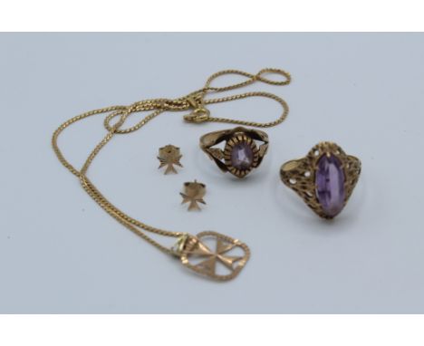 A collection of 9ct gold jewellery, a 9ct amethyst ring , size I 1/2, a 9ct purple paste cocktail ring, size Q, and a Maltese