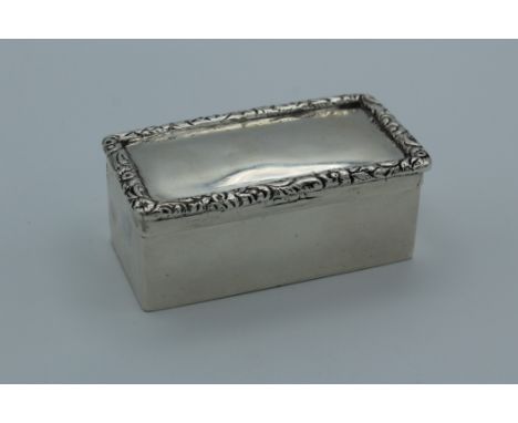 Rectangular snuff box by Samuel Pemberton, 6.5 x 3.5 x 3cm, circa 1800, 80gm