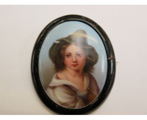 Whitby jet portrait brooch 