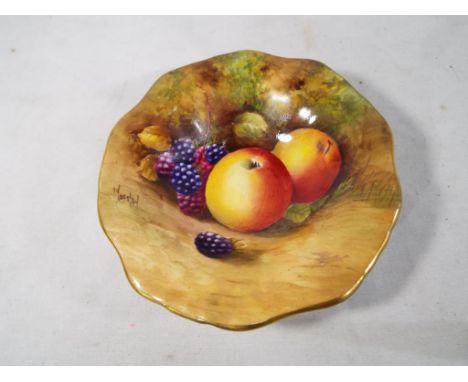 Royal Worcester - a small Tazza decorated with fallen fruits, signed Moseley, 12cm (d) Est £70 - £100