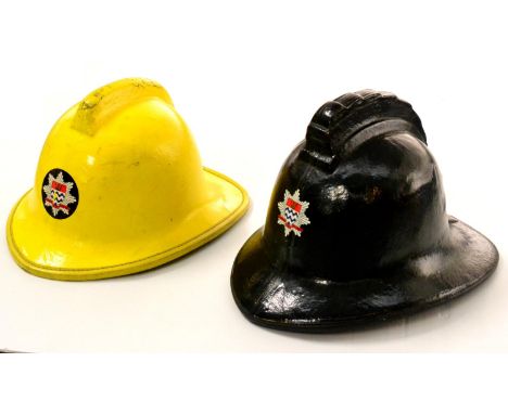 London Fire Brigade Helmet black with step comb, yellow (2) 