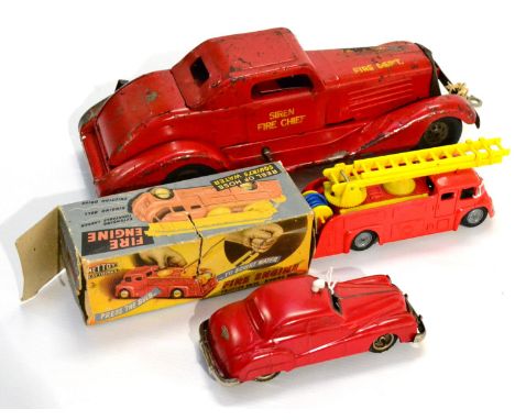 Gama (US-Zone) Fire Car friction 6.5'', 16cm (G-E) Mettoy plastic  friction Fire engine with two piece ladder and squirting w