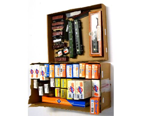 RoCo, Liliput, Trix And Fleischmann HO Gauge A Collection Of Assorted Rolling Stock (all E boxes G) together with a small col