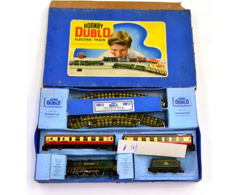 Hornby Dublo 3-Rail EDP12 Passenger Train Set consisting of Duchess of Montrose and two BR(M) coaches (all G set box F, lacks