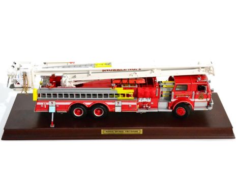 Franklin Mint Pierce Snorkel Fire Engine 16'', 41cm (E, with original packaging) 