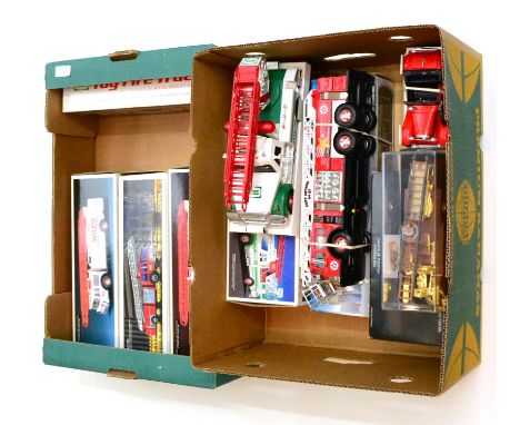 Various Fire Related Models Chinese Port Arthur No.97 Texaco 95th Anniversary (plastic), Camion de Pompier Magirus 1925 (100 