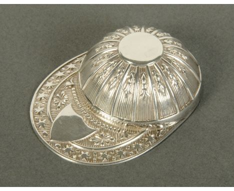 A silver caddy spoon, in the form of a jockey's cap, Sheffield 1920. CONDITION REPORT: The caddy spoon is in first class cond