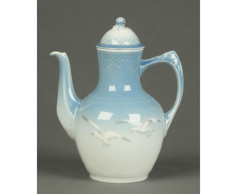 A Bing & Grondahl coffee pot, scale and gull decoration, green printed mark.  Height 19 cm.  CONDITION REPORT: First class co