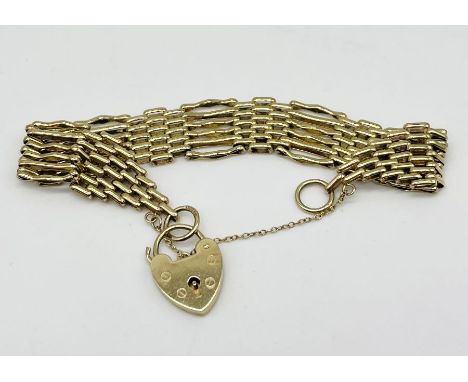 A 9ct gold gate bracelet, weight 16.6g