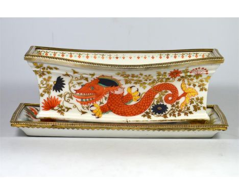 A French Paris porcelain cache pot with silver gilt and stand, decorated with dragons. Stamped French hallmark.