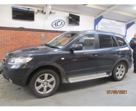 Make &amp; Model: Hyundai Santa Fe CDX CRDTDate of Reg: AX07 GRZColour: Blackcc: 2188MoT: 04-04-2022Fuel Type: DIESELMileage: