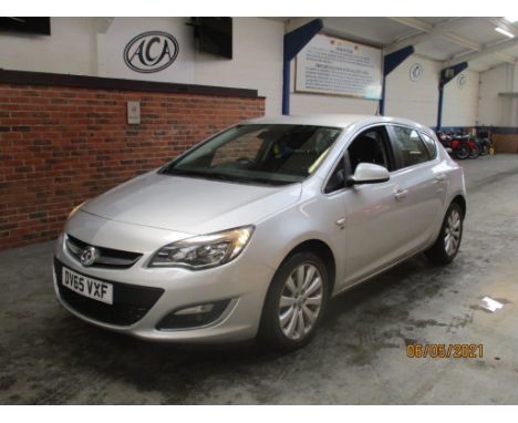 Make &amp; Model: Vauxhall Astra EliteDate of Reg: DV65 VXFColour: Silvercc: 1598MoT: 29-09-2021Fuel Type: PETROLMileage: 66k