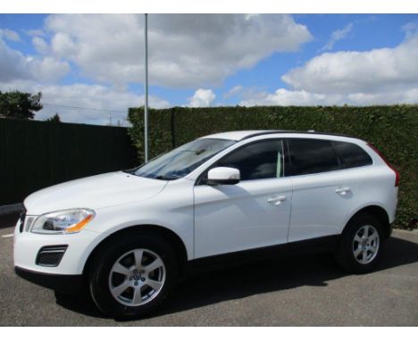 Make &amp; Model: Volvo XC60 Drive SE D3Date of Reg: YH11 BXEColour: Whitecc: 1984MoT: 26-11-2021Fuel Type: DIESELMileage: 13