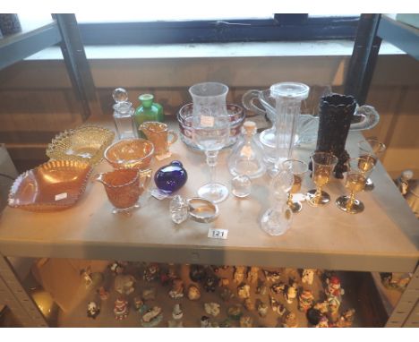 Shelf of glassware including carnival glass 