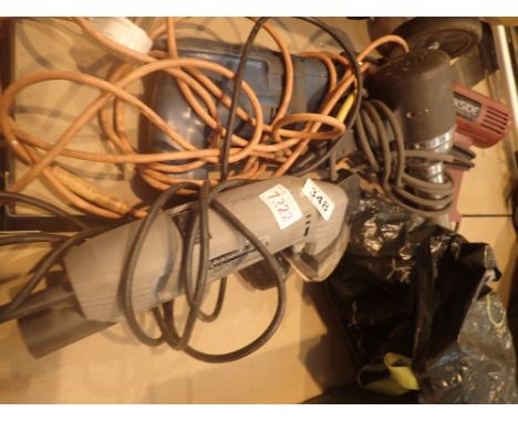 Four electric work shop tools, two heat guns, detail sander and hammer drill 
