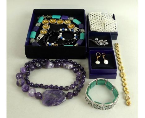 A large quantity of costume jewellery including hat pins, a lilac quartz necklace, a Pia silver bead bracelet, 3.8g, Museum S