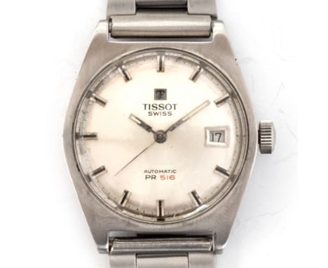 A GENTLEMAN'S STAINLESS STEEL TISSOT PR516 WRIST WATCH CIRCA 1971, ref 44620-4X, SILVER DIAL WITH DATE APERTURE. Movement: 21