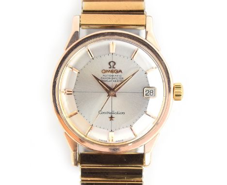 A FINE GENTLEMAN'S ROSE GOLD CAPPED OMEGA CONSTELLATION CHRONOMETER WRIST WATCH DATED 1962, REF 14902-61SC, 'PIE PAN' CROSS H