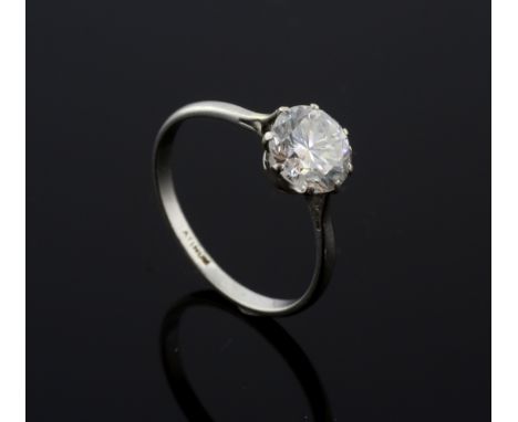 Edwardian single stone diamond ring, round brilliant cut,  weighing approximately 1.35cts 8 claw-setting mounted in platinum