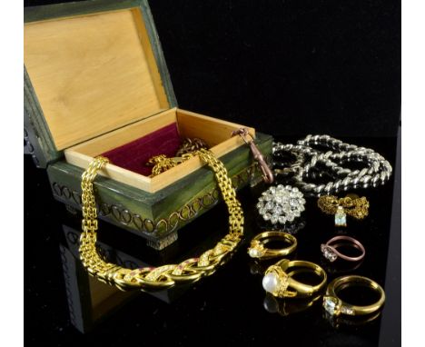 Collection of costume jewellery Including a silver necklace, four dress rings, paste brooch, plated albert chain, paste penda