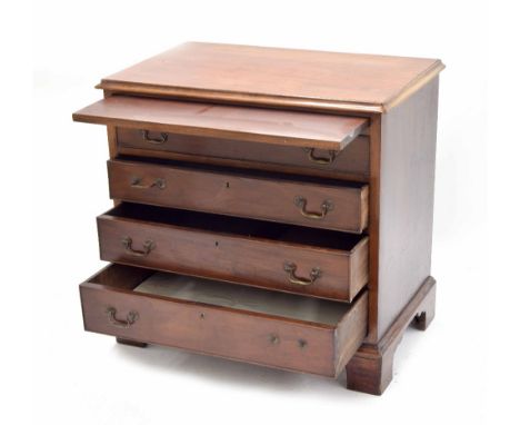 George III mahogany chest of drawers, the rectangular moulded top over a pull-out brushing slide and four graduated long draw