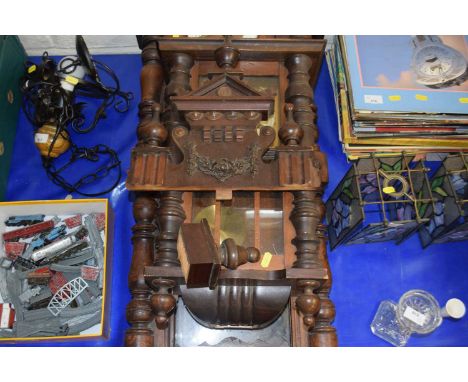 Mixed Lot: Smiths mantel clock, two wall cased Venetian style clocks etc