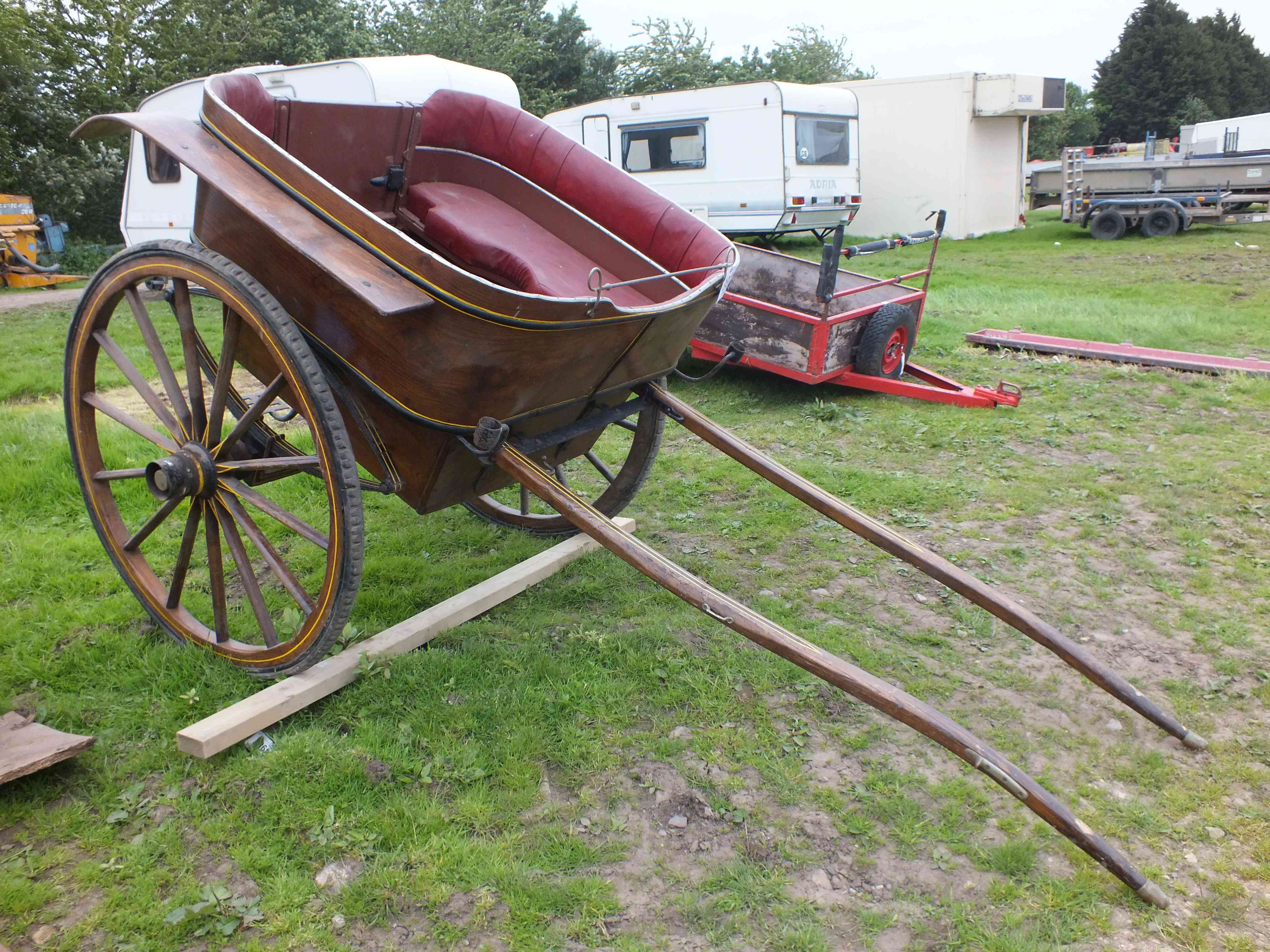 *5051 Horse drawn governess cart